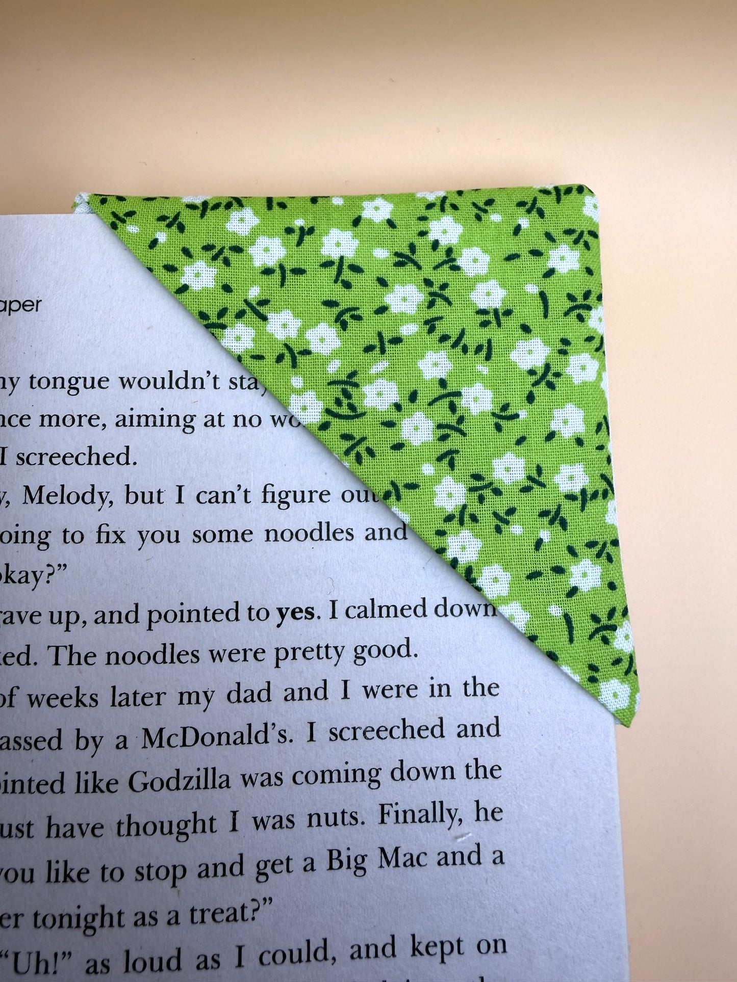 Flowers on Green - Page Corner Bookmark